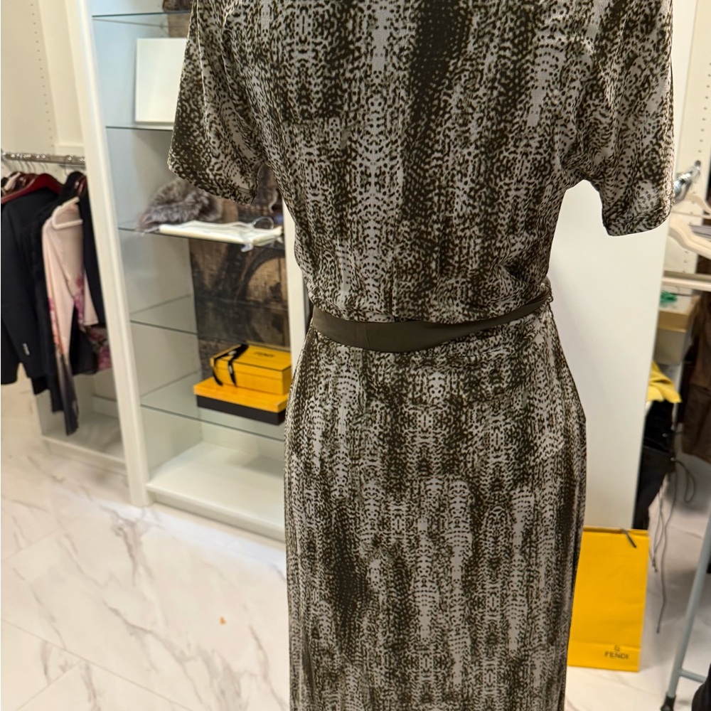 NWOT MaxMara Black and White Textured Design Wrap dress size 10 - Picture 2 of 15